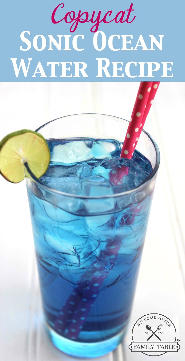 Looking for a fun and yummy drink to make with the kids? Try this copycat Sonic ocean water recipe! :: welcometothefamilytable.com