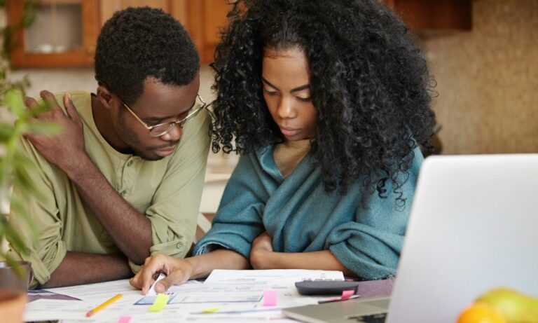 8 Financial Management Tips for Newlyweds